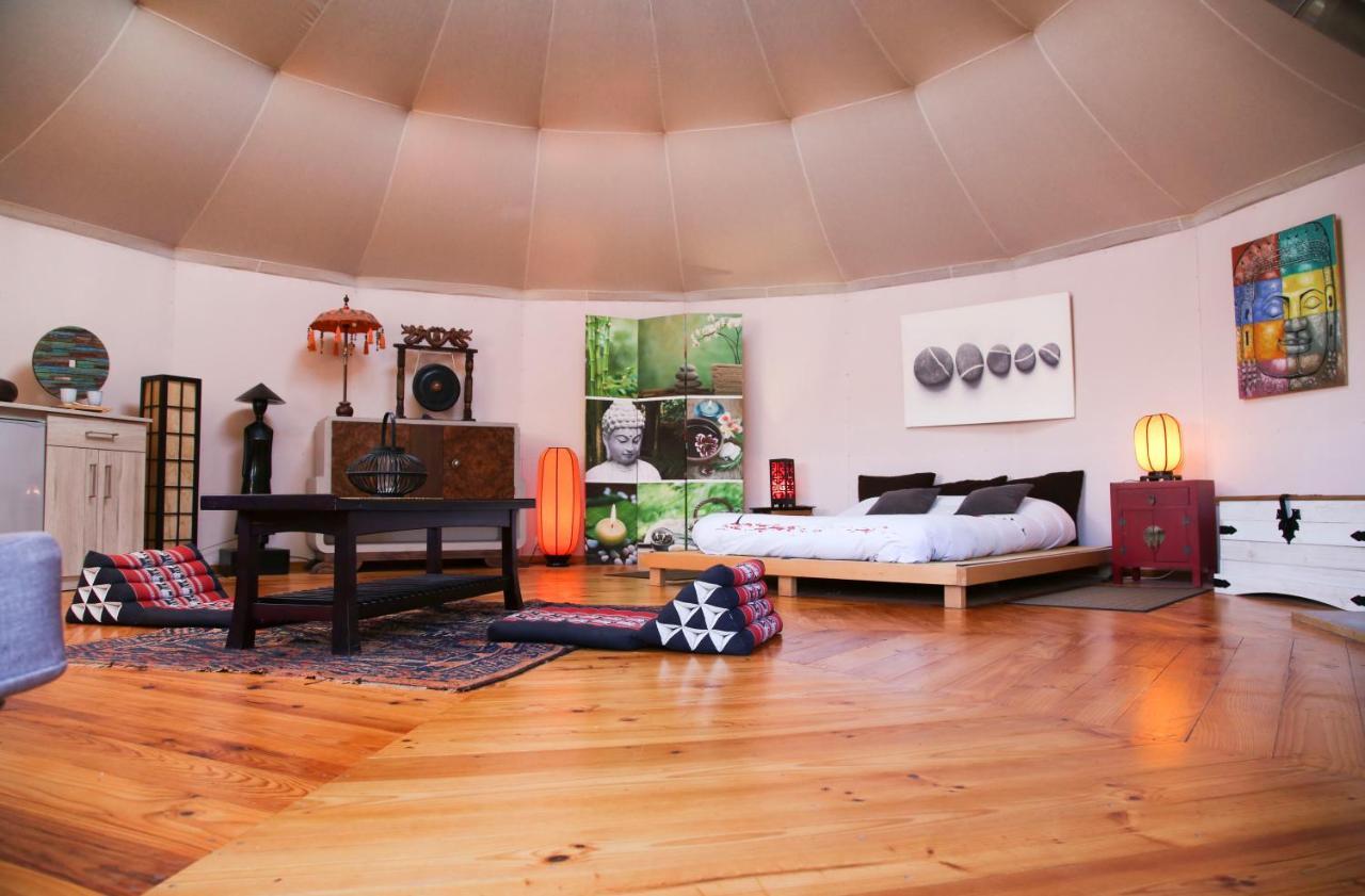 Yurta Mongola Delta Del Ebro Hotel Camarles Bagian luar foto